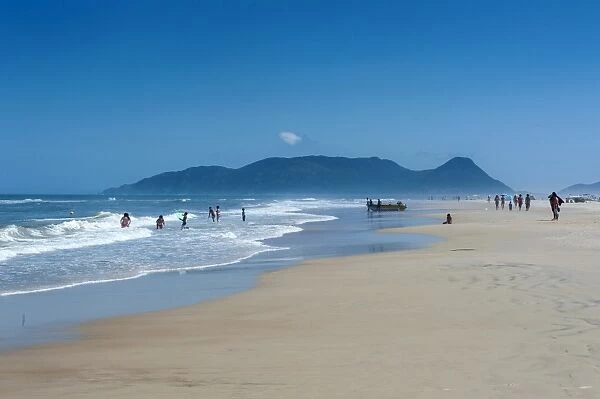 Campeche Beach on Ilha Catarina (Santa Catarina Island), Santa Catarina State, Brazil, South America