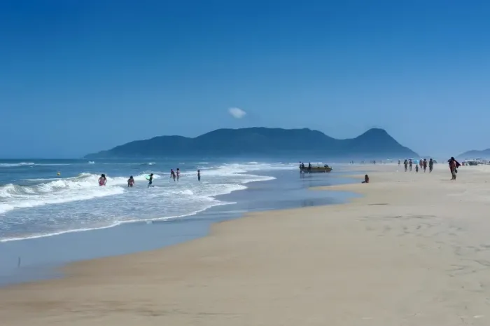 Framed Print : Campeche Beach on Ilha Catarina (Santa Catarina Island), Santa Catarina State, Brazil, South America Framed Print : Campeche Beach on Ilha Catarina (Santa Catarina Island), Santa Catarina State, Brazil, South America
