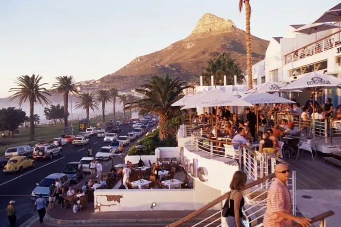 Framed Print : Camps Bay with Lions Head mountain in background Framed Print : Camps Bay with Lions Head mountain in background