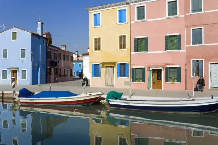 Framed Print : Canal on Burano Island, Venice, Veneto, Italy, Europe Framed Print : Canal on Burano Island, Venice, Veneto, Italy, Europe