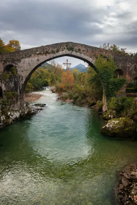 Framed Print : Cangas de Onis historic medieval Roman bridge over the Sella River in Picos de Europa