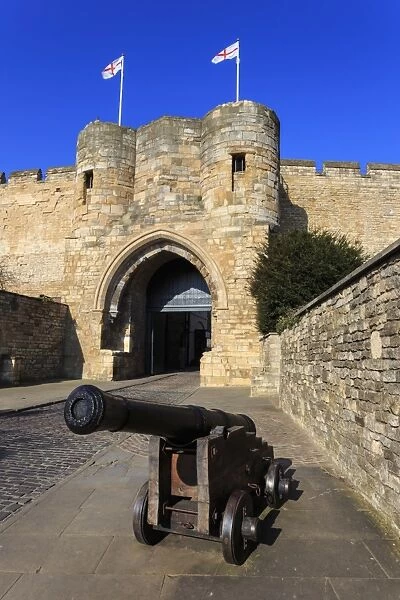 Cannon, Lincoln Castle, historic home of Magna Carta, Cathedral Quarter, City of Lincoln