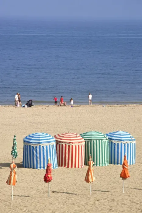 Framed Print : Canvass beach cabins, beach and sea, Trouville sur Mer, Normandy, France, Europe Framed Print : Canvass beach cabins, beach and sea, Trouville sur Mer, Normandy, France, Europe