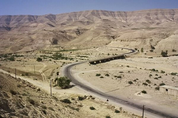 Canyon of Wadi Mujib, the biblical Arnon and boundary between Amorites and Moabites