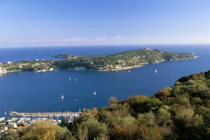 Framed Print : Cap Ferrat, Cote d Azur, Alpes-Maritimes, Provence, French Riviera Framed Print : Cap Ferrat, Cote d Azur, Alpes-Maritimes, Provence, French Riviera