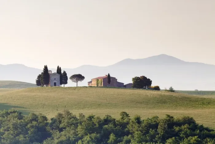 Framed Print : Capella di Vitaleta, Val d Orcia (Orcia Valley), UNESCO World Heritage Site, Siena Province Framed Print : Capella di Vitaleta, Val d Orcia (Orcia Valley), UNESCO World Heritage Site, Siena Province