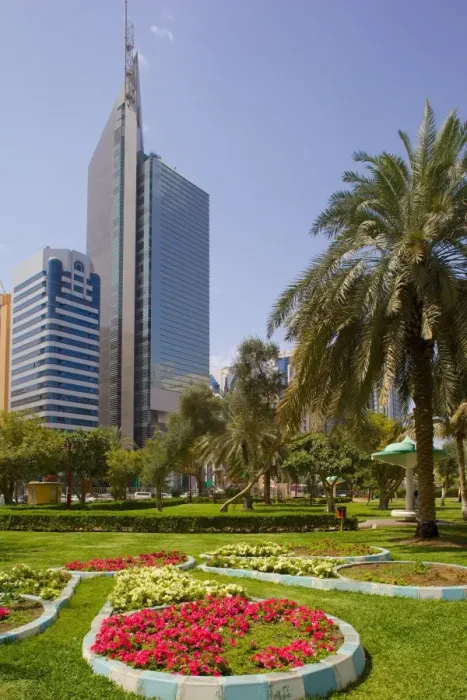 Framed Print : Capital Park, Abu Dhabi, United Arab Emirates, Middle East Framed Print : Capital Park, Abu Dhabi, United Arab Emirates, Middle East