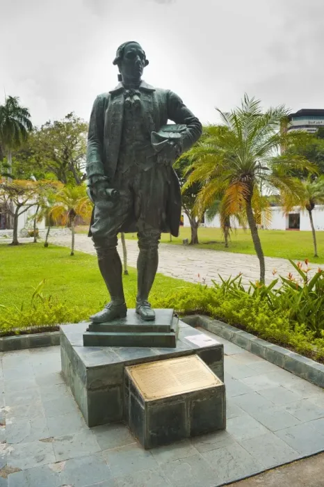 Framed Print : Captain Francis Light statue at Fort Cornwallis in Georgetown, Penang, Malaysia, Southeast Asia, Asia Framed Print : Captain Francis Light statue at Fort Cornwallis in Georgetown, Penang, Malaysia, Southeast Asia, Asia