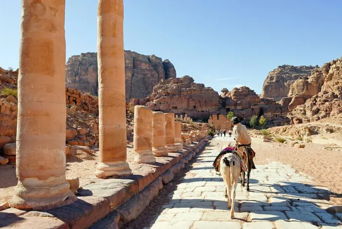 Framed Print : Cardo Maximus, Petra, UNESCO World Heritage Site, Jordan, Middle East Framed Print : Cardo Maximus, Petra, UNESCO World Heritage Site, Jordan, Middle East
