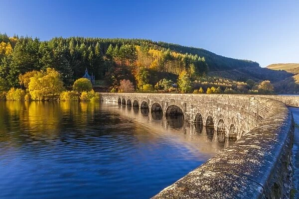 Carreg Ddu Viaduct and Reservoir, Elan Valley, Powys, Mid Wales, United Kingdom, Europe