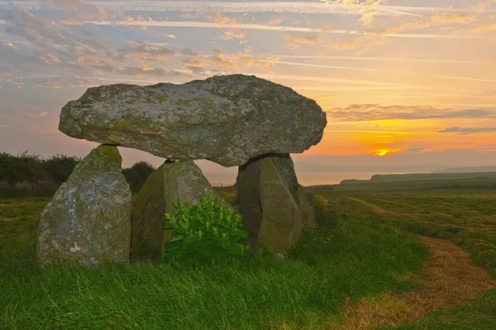 Framed Print : Carreg Samson Dolmen at sunrise, Abercastle, Pembrokeshire, Wales, United Kingdom, Europe Framed Print : Carreg Samson Dolmen at sunrise, Abercastle, Pembrokeshire, Wales, United Kingdom, Europe