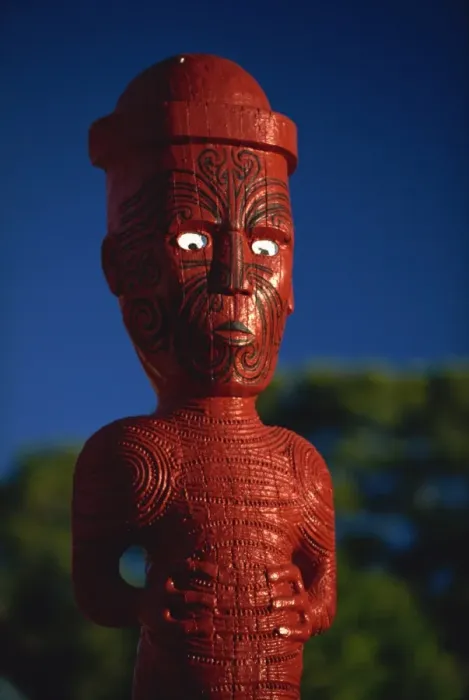 Framed Print : A carved figure or poupou in a Maori village at the Whakarewarewa thermal Framed Print : A carved figure or poupou in a Maori village at the Whakarewarewa thermal