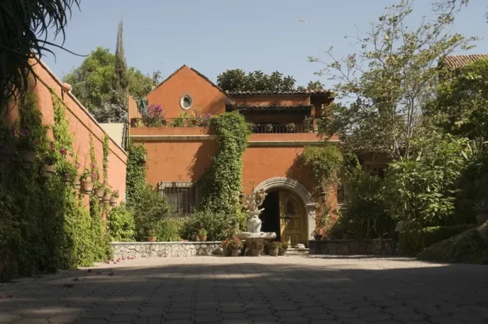 Framed Print : Casa Liza, a bed and breakfast boutique inn, San Miguel de Allende (San Miguel) Framed Print : Casa Liza, a bed and breakfast boutique inn, San Miguel de Allende (San Miguel)