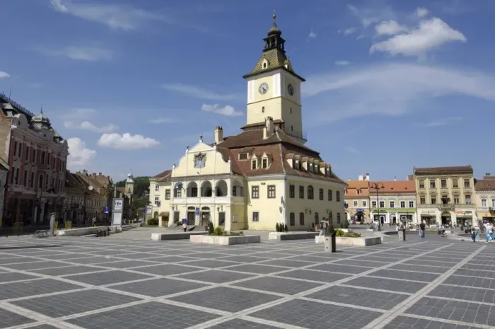 Framed Print : Casa Sfatului (Council House), Piata Sfatului (Council Square), Brasov Framed Print : Casa Sfatului (Council House), Piata Sfatului (Council Square), Brasov
