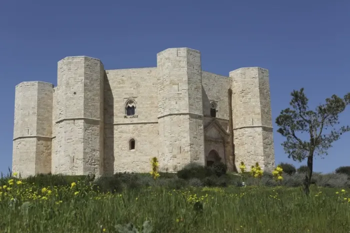 Framed Print : Castel del Monte, octagonal castle, built for Emperor Frederick II in the 1240s Framed Print : Castel del Monte, octagonal castle, built for Emperor Frederick II in the 1240s