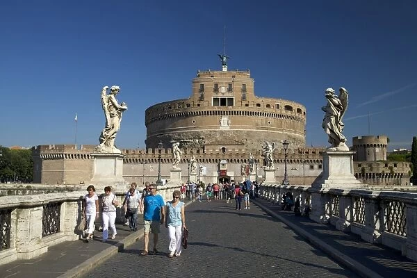 Castel and Ponte Sant Angelo, dating from 139 AD, Rome, Lazio, Italy, Europe