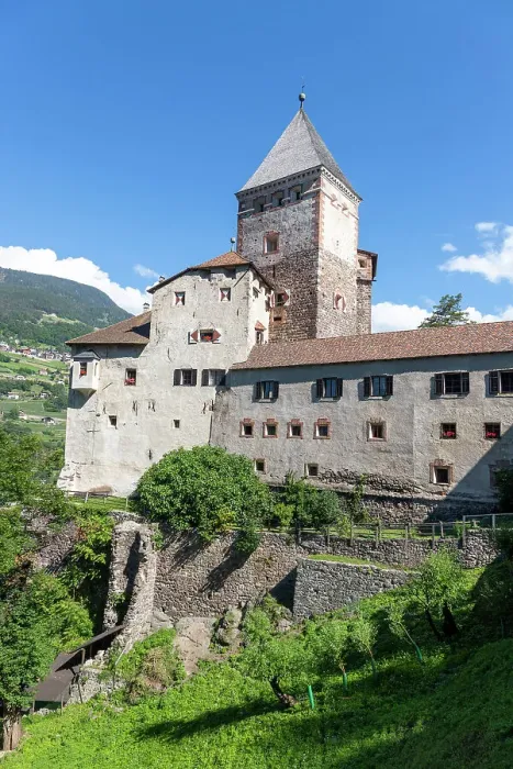 Framed Print : Castel Trostburg, Val Gardena, Bozen district, Sudtirol (South Tyrol), Italy, Europe Framed Print : Castel Trostburg, Val Gardena, Bozen district, Sudtirol (South Tyrol), Italy, Europe