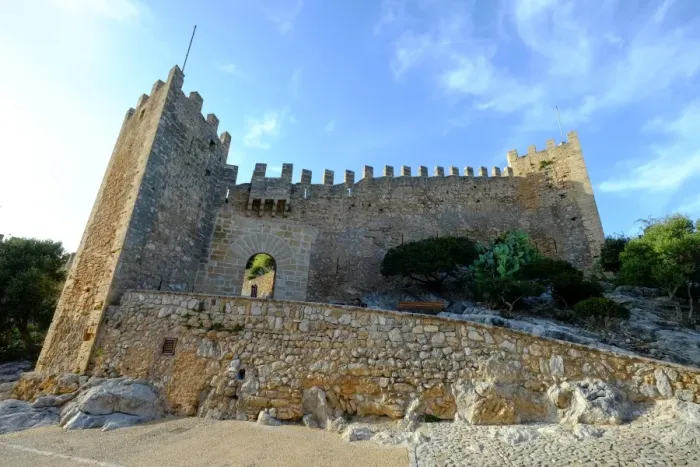 Framed Print : Castell de Capdepera, Majorca, Balearic Islands, Spain, Europe Framed Print : Castell de Capdepera, Majorca, Balearic Islands, Spain, Europe