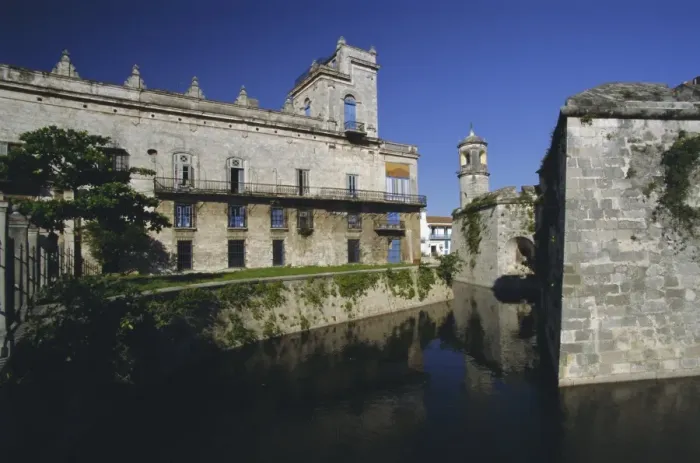 Framed Print : Castillo Real de la Fuerza moat and fortification, city of Havana, Cuba Framed Print : Castillo Real de la Fuerza moat and fortification, city of Havana, Cuba