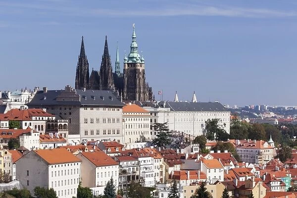 Castle District Hradcany with St. Vitus Cathedral and Royal Palace seen from Petrin Hill, UNESCO World Heritage Site, Prague, Bohemia, Czech Republic, Europe