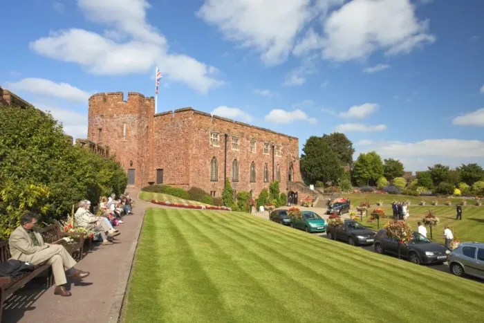 Framed Print : Castle Grounds in summer sun, Shrewsbury, Shropshire, England, United Kingdom, Europe