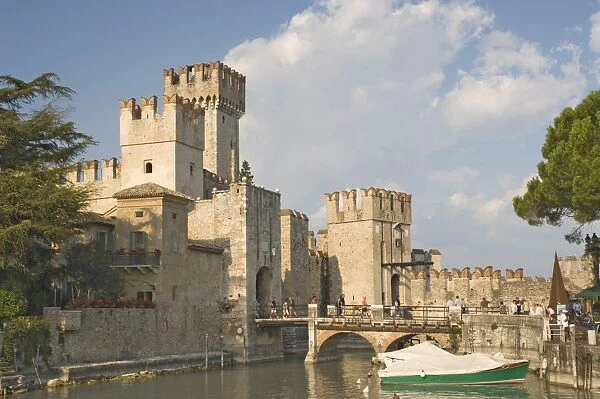 The castle and harbour at Sermione