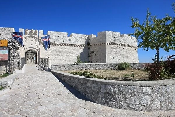 Castle, Monte Sant Angelo, Puglia, Italy, Europe