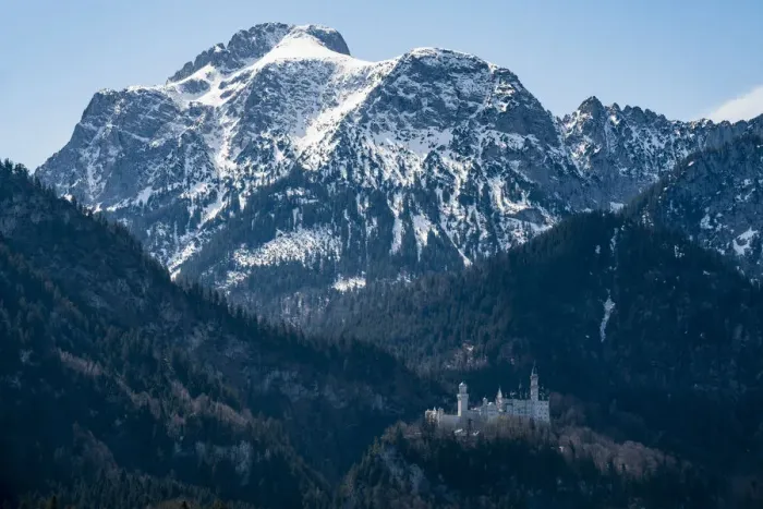 Framed Print : Castle Neuschwanstein, with the Alps behind, Schwangau, Bavaria, Germany, Europe Framed Print : Castle Neuschwanstein, with the Alps behind, Schwangau, Bavaria, Germany, Europe