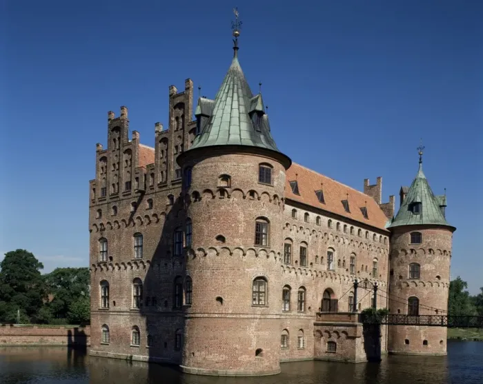Framed Print : Castle, Odense, island of Funen (Fyn), Denmark, Scandinavia, Europe Framed Print : Castle, Odense, island of Funen (Fyn), Denmark, Scandinavia, Europe