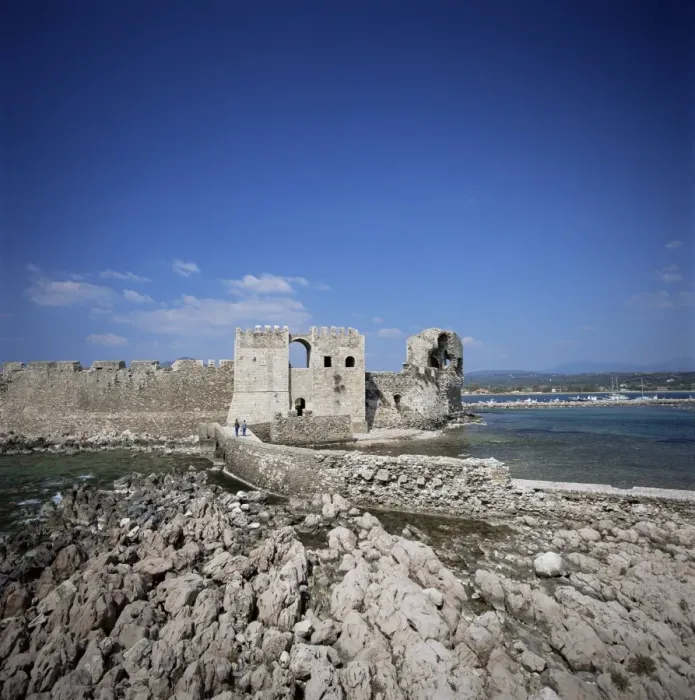 Framed Print : Castle ruins Framed Print : Castle ruins