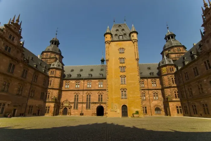 Framed Print : Castle Schloss Johannisburg, Aschaffenburg, Franconia, Bavaria, Germany, Europe Framed Print : Castle Schloss Johannisburg, Aschaffenburg, Franconia, Bavaria, Germany, Europe