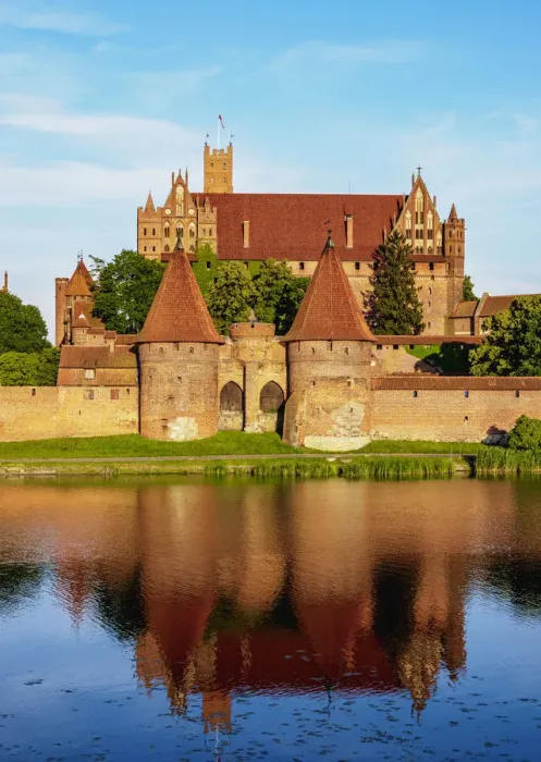 Framed Print : Castle of the Teutonic Order in Malbork, UNESCO World Heritage Site, Pomeranian Framed Print : Castle of the Teutonic Order in Malbork, UNESCO World Heritage Site, Pomeranian