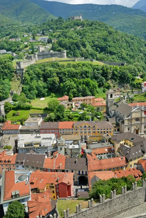 Framed Print : The Castles and town of Bellizona seen from Castelgrande, Canton Ticino, Switzerland Framed Print : The Castles and town of Bellizona seen from Castelgrande, Canton Ticino, Switzerland