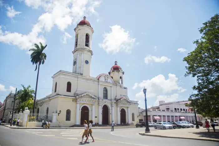 Framed Print : Catedral de la Purisima Concepcion, Plaza de Armas, Cienfuegos Framed Print : Catedral de la Purisima Concepcion, Plaza de Armas, Cienfuegos