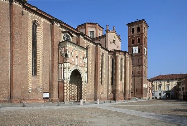 Cathedral, Asti, Piedmont, Italy, Europe
