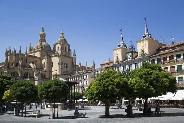 Cathedral on left and Town Hall on right, Plaza Mayor, Segovia, UNESCO World Heritage Site