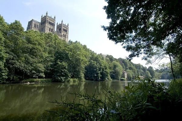 Cathedral overlooking River Wear, UNESCO World Heritage Site, Durham, County Durham