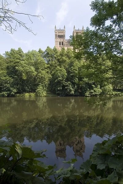Cathedral reflected in River Wear, UNESCO World Heritage Site, Durham, County Durham