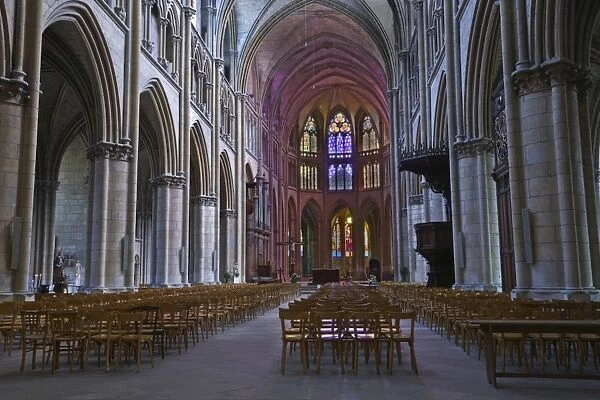 Cathedral of Saint-Cyr-et-Sainte-Julitte de Nevers, Nevers, Burgundy, France, Europe