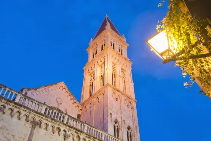 Framed Print : Cathedral of St. Lawrence (Katedrala Sv. Lovre) at night, Trogir, UNESCO World Heritage Site, Dalmatian Coast, Croatia, Europe Framed Print : Cathedral of St. Lawrence (Katedrala Sv. Lovre) at night, Trogir, UNESCO World Heritage Site, Dalmatian Coast, Croatia, Europe