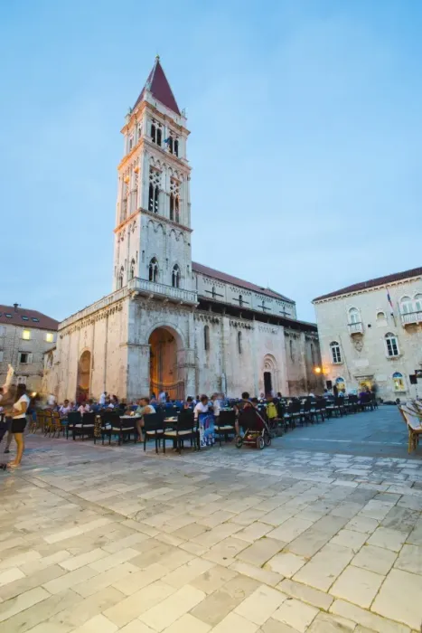 Framed Print : Cathedral of St. Lawrence at night, Trogir, UNESCO World Heritage Site, Dalmatian Coast, Croatia, Europe Framed Print : Cathedral of St. Lawrence at night, Trogir, UNESCO World Heritage Site, Dalmatian Coast, Croatia, Europe