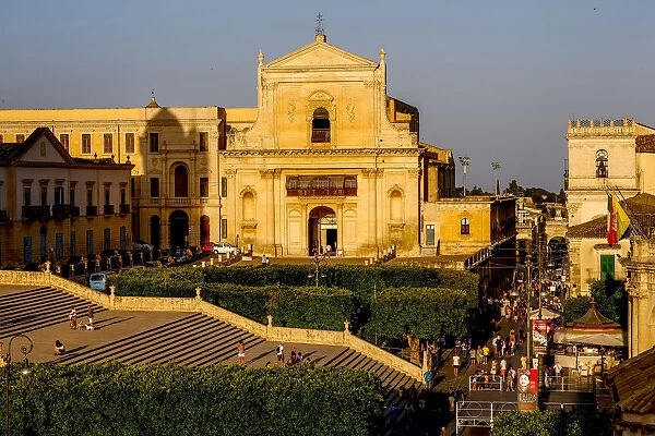 Cathedral stairs, Corso Vittorio Emanuele and church, Noto, UNESCO World Heritage Site