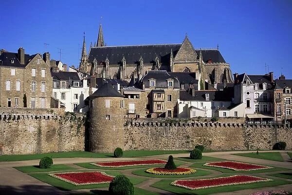 Cathedral and town, Vannes, Brittany, France, Europe