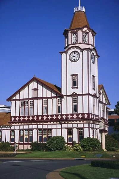 Central clock tower and tourism office on High Street