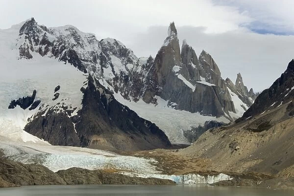 Cerro Torre and Laguna Torre, Los Glaciares National Park, UNESCO World Heritage Site, Patagonia, Argentina, South America