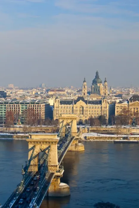 Framed Print : Chain Bridge and River Danube on a winters afternoon, UNESCO World Heritage Site, Budapest, Hungary, Europe Framed Print : Chain Bridge and River Danube on a winters afternoon, UNESCO World Heritage Site, Budapest, Hungary, Europe