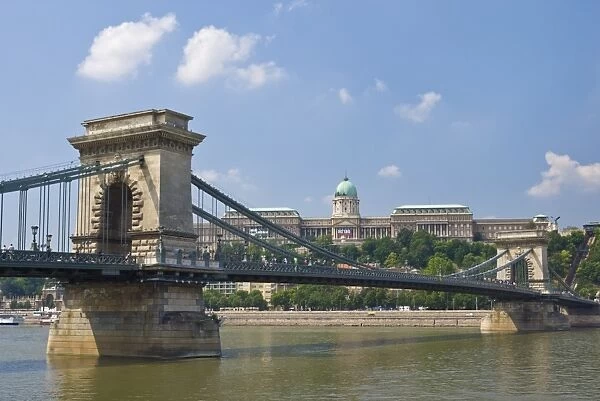 The Chain Bridge (Szechenyi Lanchid), over the River Danube, with the Hungarian National Gallery