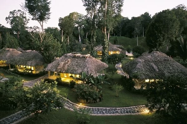 Chan Chich Lodge in Mayan plaza