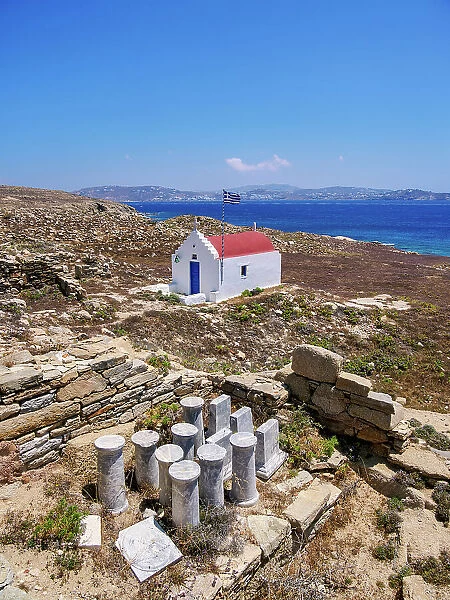Chapel at Stadium Quarter, Delos Archaeological Site, UNESCO World Heritage Site, Delos Island, Cyclades, Greek Islands, Greece, Europe