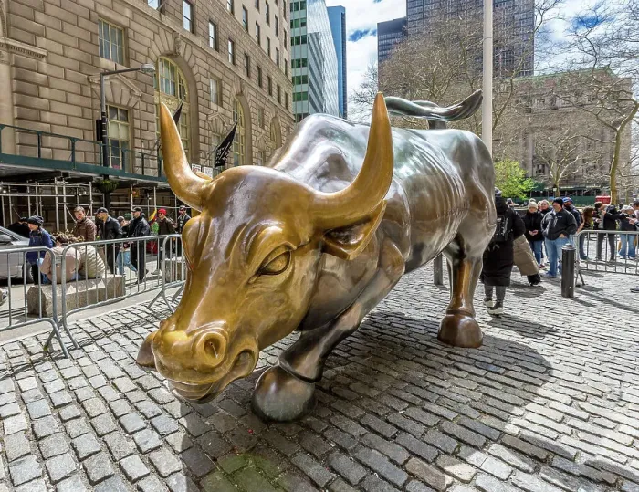 Framed Print : Charging Bull sculpture, near to Wall Street, installed in 1989 and symbolises the Financial Markets, New York City, United States of America, North America